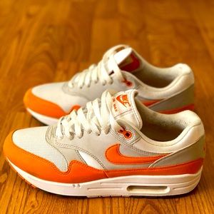Air max 1 orange (2020)